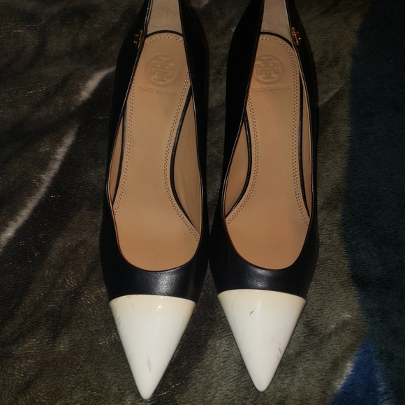 Tory Burch size 8 - Picture 3 of 7